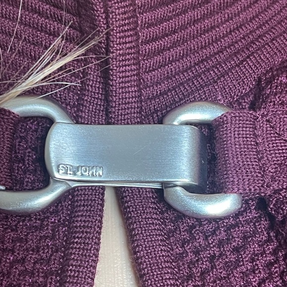 St. John Crew Neck Sweater - Metallic Knitwear, Clothing purple size P - Picture 13 of 14